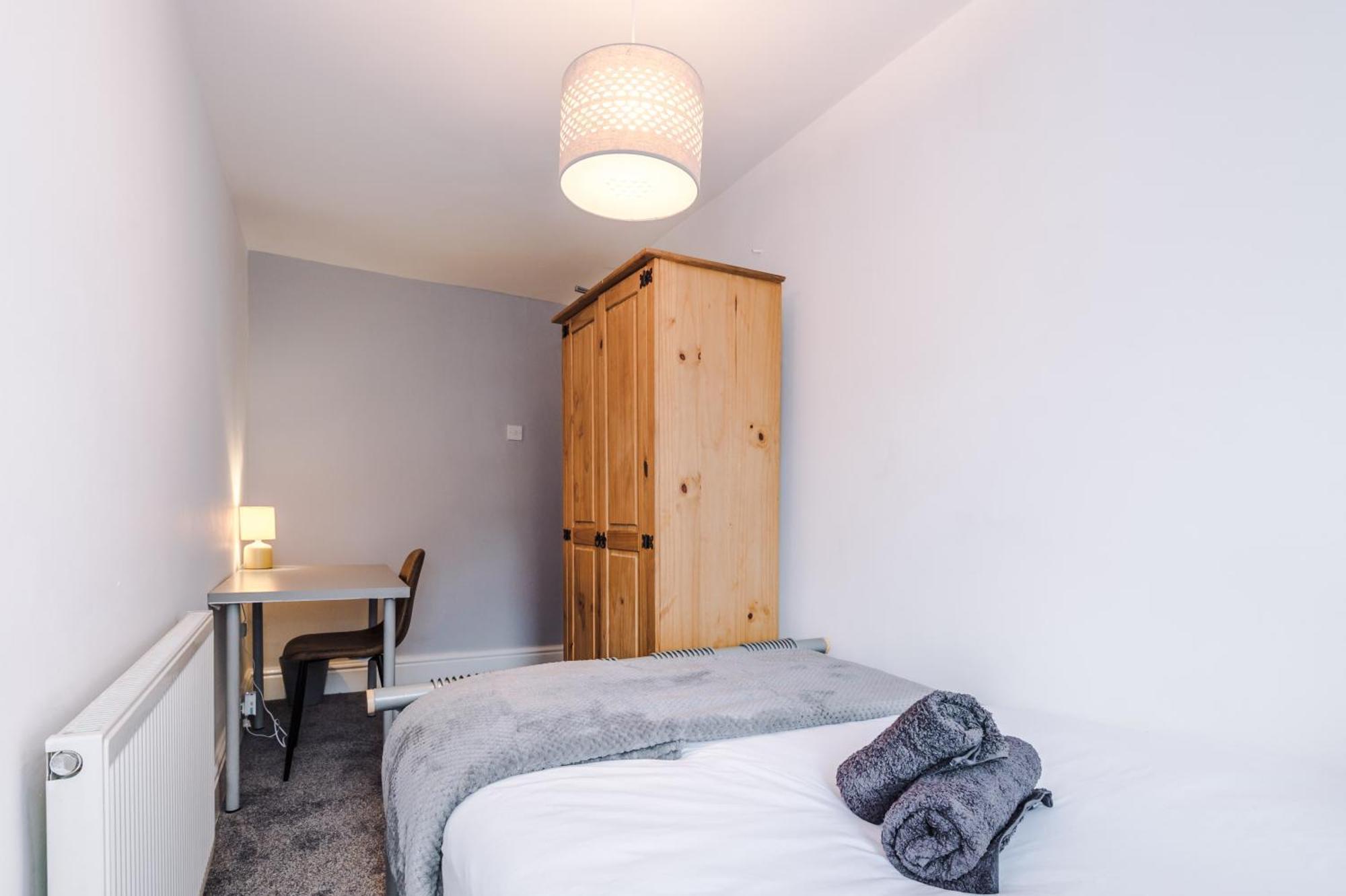 Creative Cottage 4 Bedroom Primestay Bolton Buitenkant foto